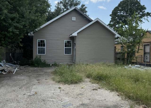 Property at 1905 Pocahontas St, Baton Rouge, LA 70805, 2 beds, 1 bath