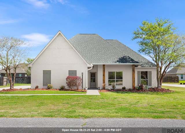 Property at 6302 Pelican Crossing Dr, Gonzales, LA 70737, 3 beds, 2 baths