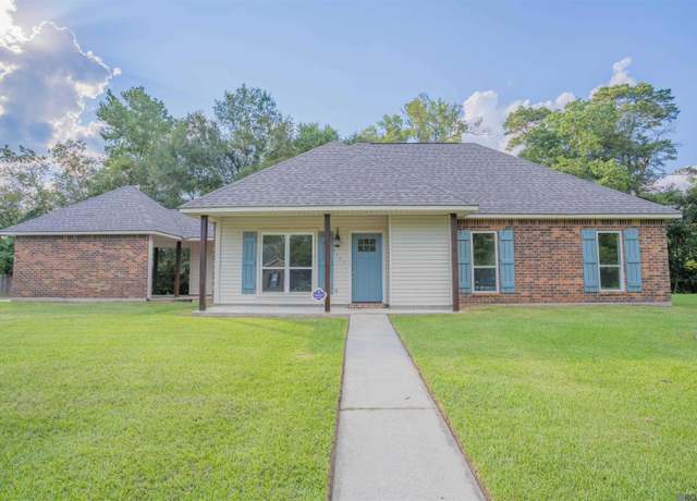 Property at 2025 Falconcrest Dr, Denham Springs, LA 70726, 3 beds, 2.5 baths