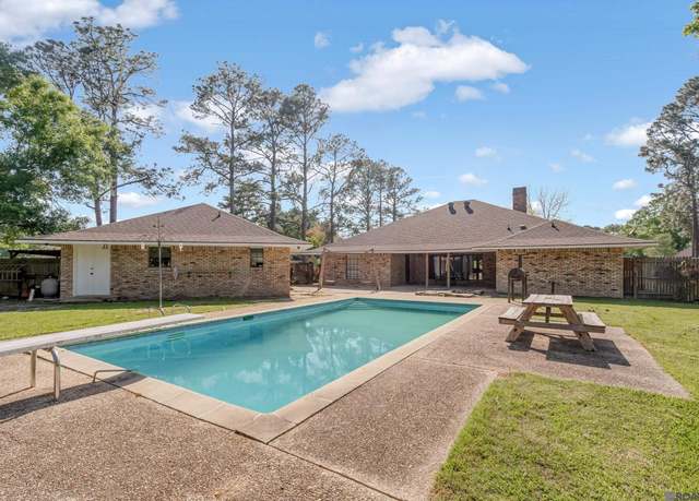 Property at 9534 Shoe Creek Dr, Central, LA 70818, 3 beds, 3.5 baths