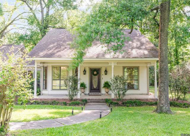 Property at 1009 Burlingame St, Denham Springs, LA 70726, 2 beds, 2.5 baths