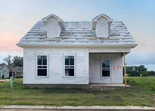 Property at 205 Queens Way, Thibodaux, LA 70301, 3 beds, 2.5 baths