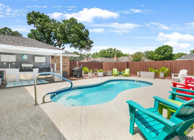 Property at 2306 Firewood Dr, Baton Rouge, LA 70816, 3 beds, 2 baths