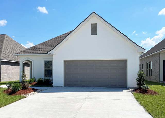 Property at 17217 Tidewater Ln, Baton Rouge, LA 70810, 3 beds, 2 baths