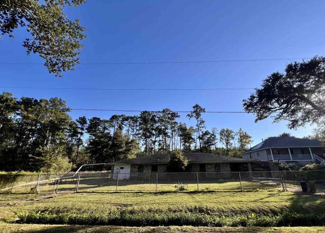 Property at 28596 Lake Dr, Lacombe, LA 70445