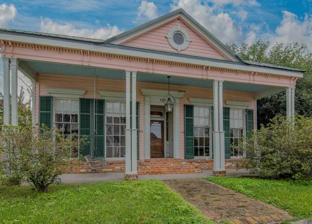 Property at 107 Chetimatches St, Donaldsonville, LA 70346, 3 beds, 1 bath