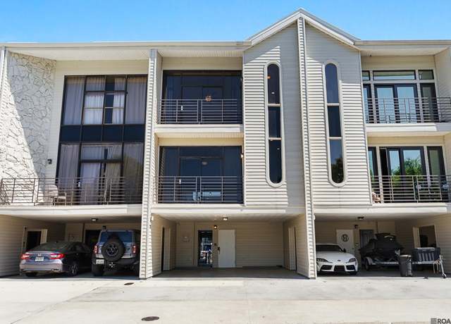 Property at 127 Highway 22 East Hwy Unit S18, Madisonville, LA 70447, 2 beds, 3 baths