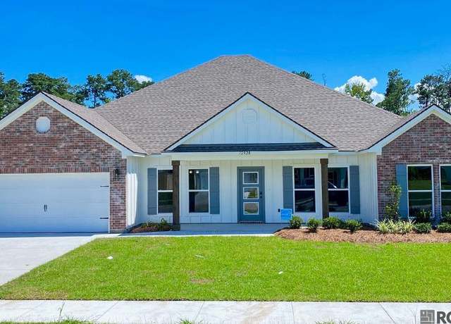 Property at 12928 Legacy Oaks Ave, Central, LA 70818, 4 beds, 3 baths