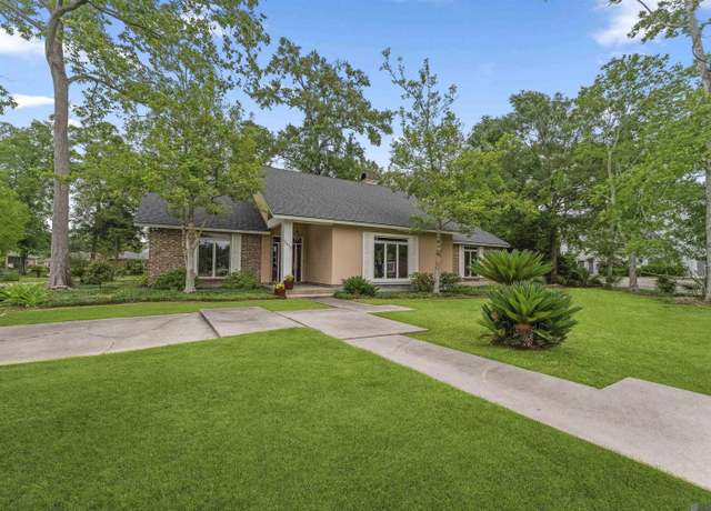 Property at 2810 Sarpy Ave, Baton Rouge, LA 70820, 4 beds, 2.5 baths