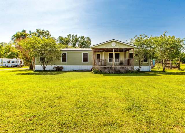 Property at 928 Highway 20, Thibodaux, LA 70301, 4 beds, 3 baths