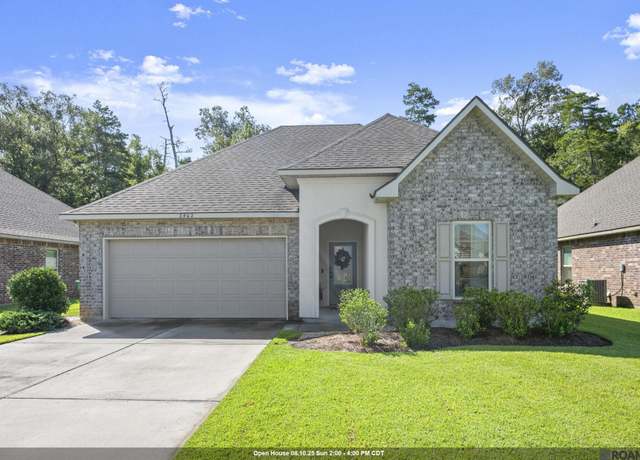 Property at 8902 Perry Park Dr, Denham Springs, LA 70726, 3 beds, 2 baths