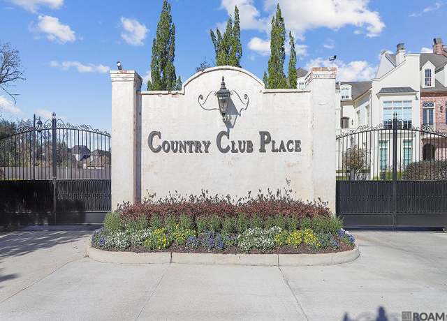 Property at 28 Country Club Pl, Baton Rouge, LA 70809, 4 beds, 4.5 baths