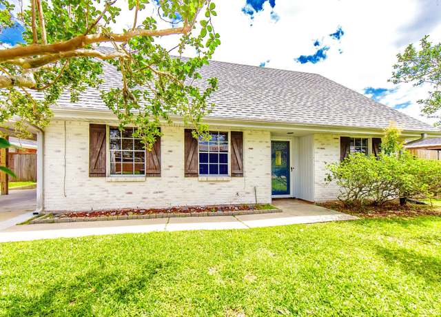 Property at 116 Lewald Dr, Houma, LA 70360, 4 beds, 2 baths