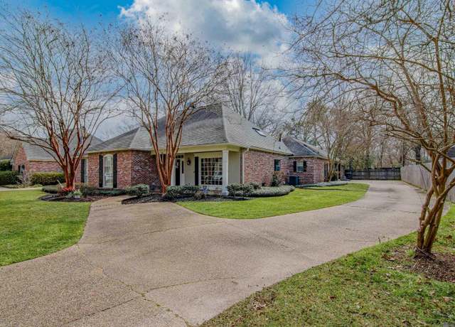 Property at 7530 Old Sturbridge Ln, Baton Rouge, LA 70806, 4 beds, 3 baths