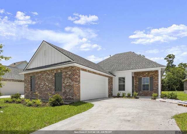 Property at 3696 Waterbury Ave, Baton Rouge, LA 70810, 4 beds, 2 baths
