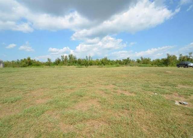 Property at 372 Galvez Ln, Houma, LA 70363