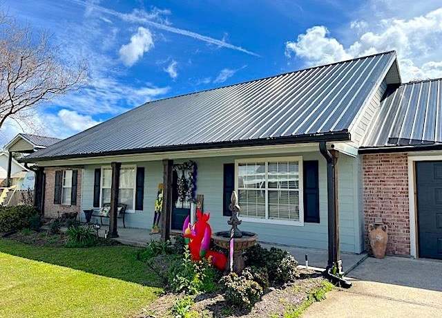 Property at 256 East 26th Pl, Larose, LA 70373, 3 beds, 3 baths