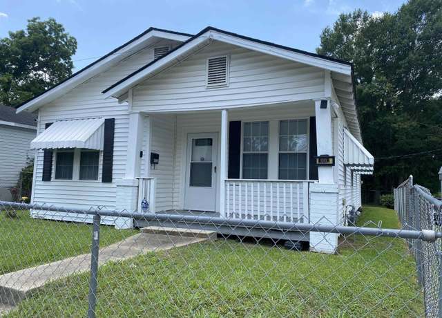 Property at 2002 Thomas H Delpit Dr, Baton Rouge, LA 70802, 3 beds, 1 bath