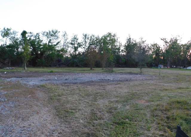 Property at 203 West 167th St, Galliano, LA 70354