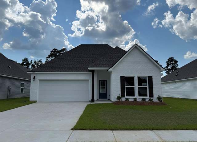 Property at 12853 Bay Leaf Dr, Denham Springs, LA 70726, 4 beds, 2 baths