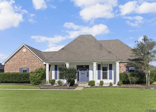 Property at 6422 Pelican Crossing Dr, Gonzales, LA 70737, 4 beds, 2 baths