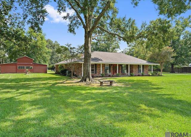 Property at 8424 King Dr, Denham Springs, LA 70726, 3 beds, 2 baths