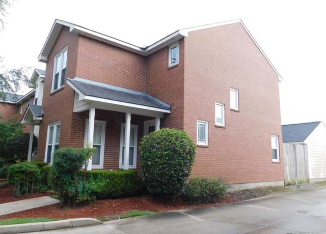 Property at 1329 Bromley Park Dr, Baton Rouge, LA 70810, 2 beds, 2.5 baths