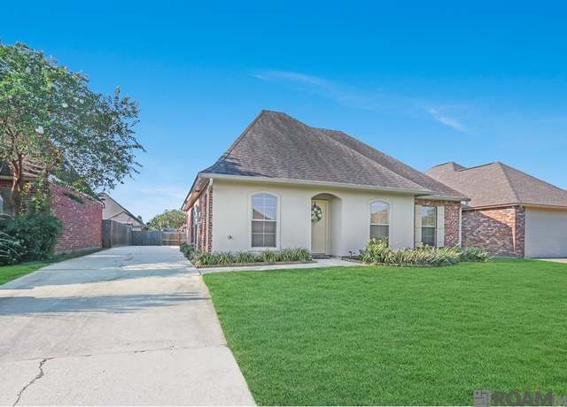 Property at 40433 Crossgate Pl, Gonzales, LA 70737, 3 beds, 2 baths