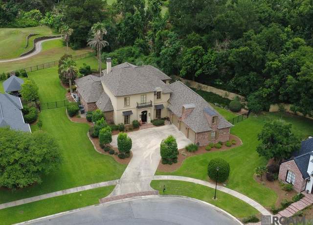Property at 19018 Spyglass Hill Dr, Baton Rouge, LA 70809, 4 beds, 3.5 baths