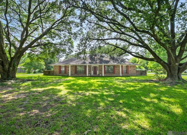 Property at 7958 Antioch Rd, Saint George, LA 70817, 4 beds, 3.5 baths