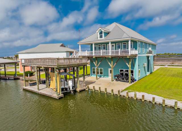 Property at 7002 Pamela Dr, Grand Isle, LA 70358, 4 beds, 4 baths