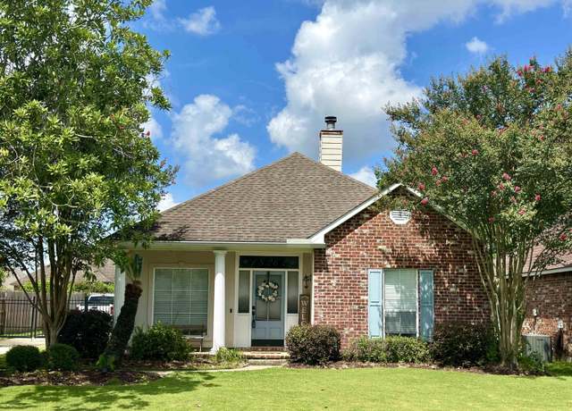 Property at 18262 Lake Myrtle Dr, Baton Rouge, LA 70817, 3 beds, 2 baths