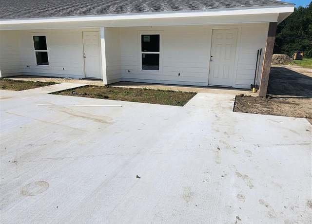 Property at 1300 Lafourche Dr #205, Thibodaux, LA 70301, 1 bed, 1 bath