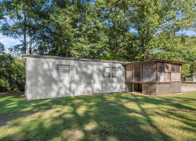 Property at 3840 N Row Ave, Zachary, LA 70791, 3 beds, 2 baths