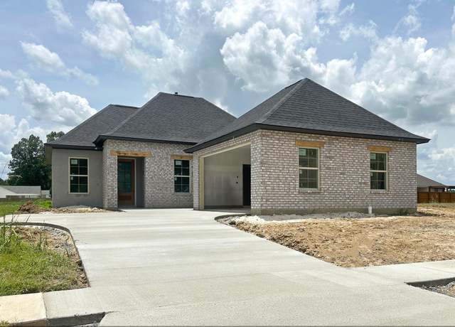 Property at 36259 Belle Parc Ave, Geismar, LA 70734, 3 beds, 2 baths