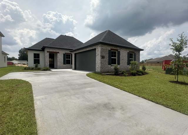 Property at 36259 Belle Parc Ave, Geismar, LA 70734, 3 beds, 2 baths
