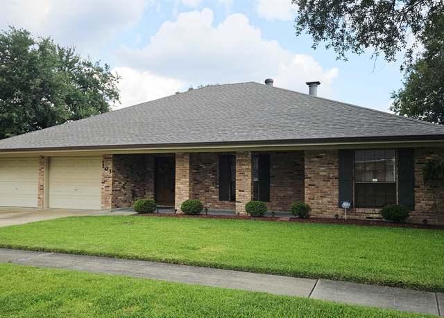 Property at 103 Feldspar Dr, Houma, LA 70360, 4 beds, 2 baths