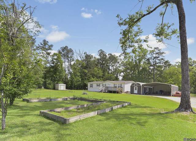 Property at 9557 Barber St, Denham Springs, LA 70706, 3 beds, 2 baths