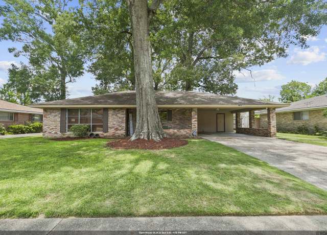Property at 1050 Landwood Dr, Baton Rouge, LA 70806, 3 beds, 2 baths