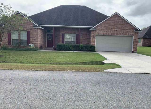 Property at 331 E Oak Haven St, Gonzales, LA 70737, 4 beds, 2 baths