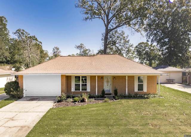 Property at 459 Nancy Dr, Baton Rouge, LA 70819, 3 beds, 2 baths