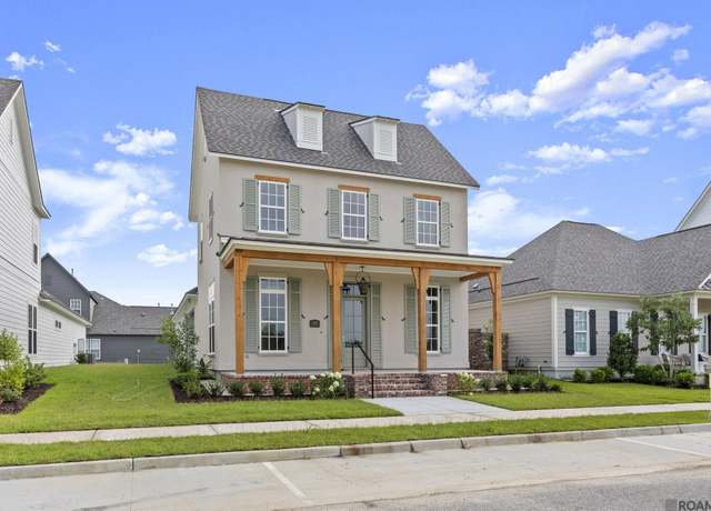 Property at 14013 Spalding Way, Baton Rouge, LA 70817, 3 beds, 2.5 baths