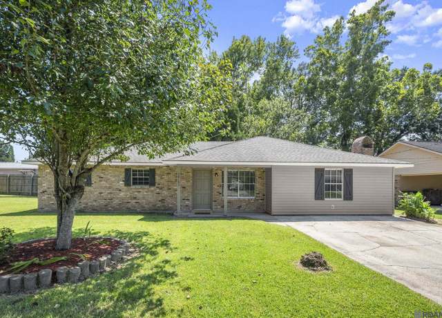 Property at 38183 Sunshine St, Gonzales, LA 70737, 3 beds, 2 baths