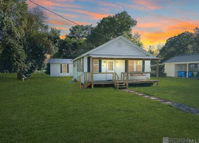 Property at 141 Plauche St, Morganza, LA 70759, 2 beds, 1 bath