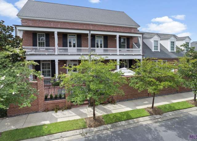 Property at 11447 Center Court Blvd, Saint George, LA 70810, 4 beds, 3.5 baths