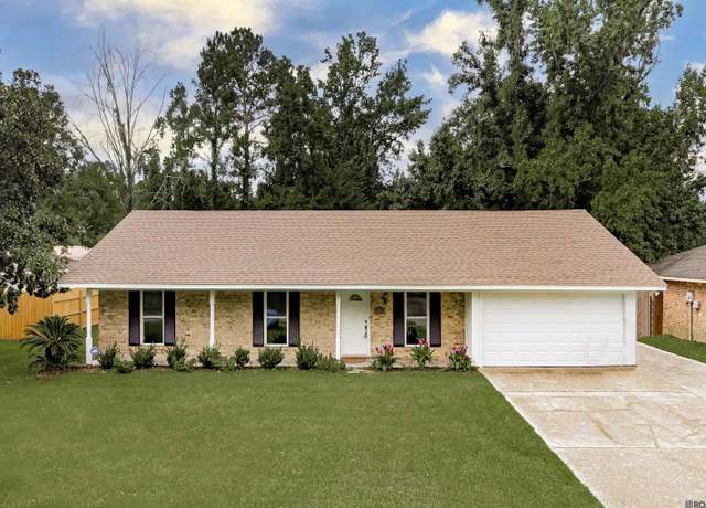 Property at 1014 Jason Dr, Denham Springs, LA 70726, 4 beds, 3 baths