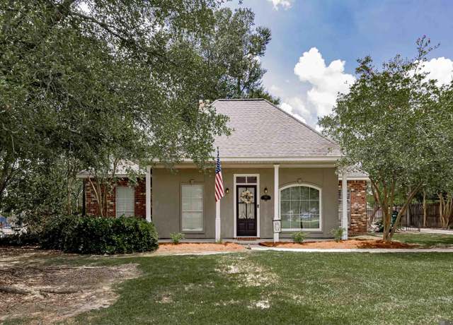 Property at 9198 Gary Dr, Denham Springs, LA 70726, 3 beds, 2 baths