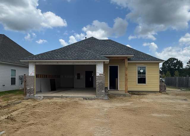 Property at 10495 Highcrest Dr, Denham Springs, LA 70706, 3 beds, 2 baths