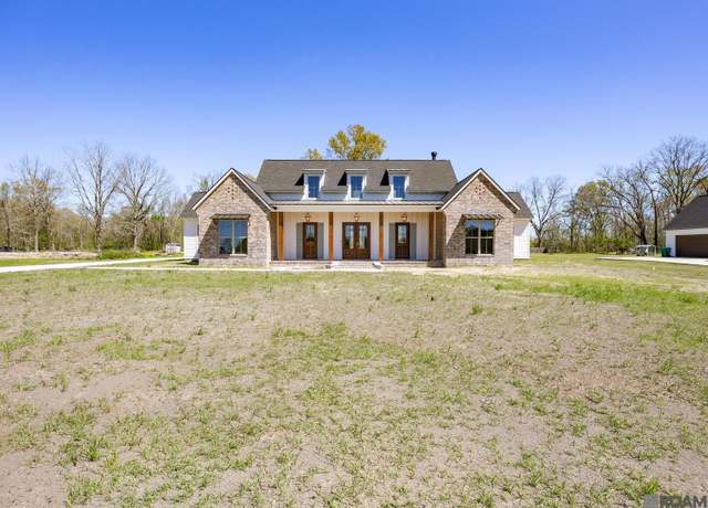 Property at 5270 Ellwood Rd, Brusly, LA 70719, 5 beds, 4 baths