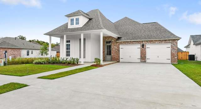 Photo of 38203 Woodland Trail Dr, Prairieville, LA 70769